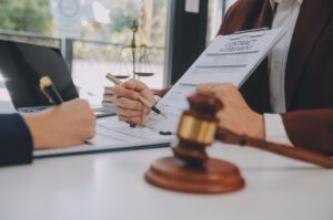 Czy każda firma może skorzystać z uproszczonego postępowania restrukturyzacyjnego?