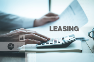 Restrukturyzacja firmy a leasing samochodów i maszyn – kalkulator i dokumenty leasingowe